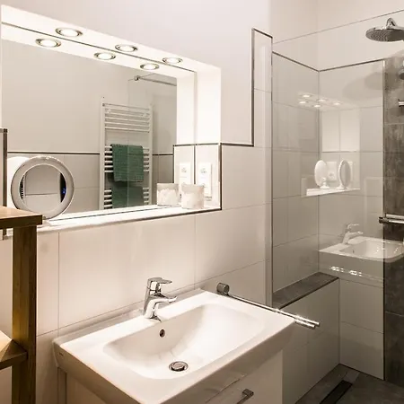 4 You, Am Alten Deich 12 4 Apartment *