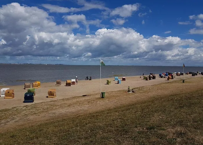 4 You, Am Alten Deich 12 4 公寓